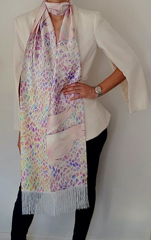'Love me, love me knot' fringed silk Coralia print scarf