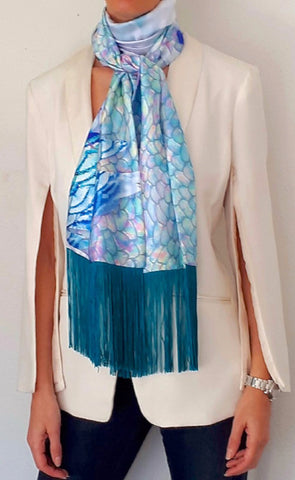 'Love me love me knot' fringed silk Pelagos print scarf